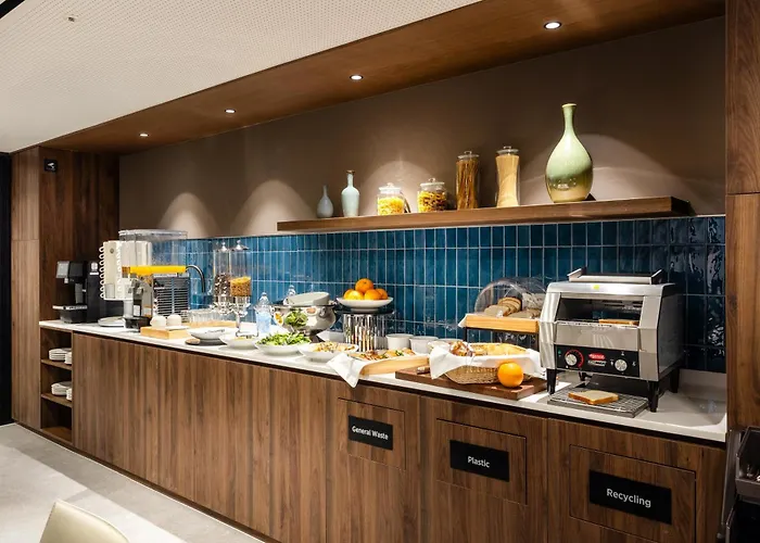 Hotel Oakwood Yeouido Park 3*